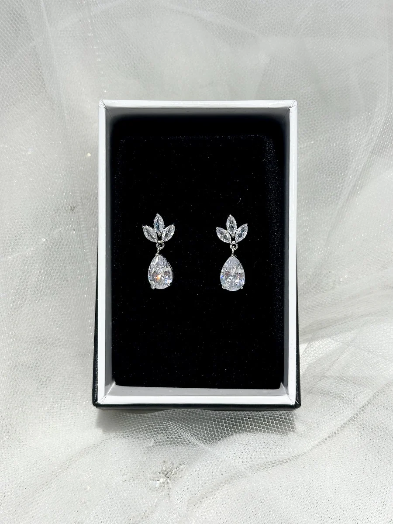 Windsor Bridal - Clara Earrings