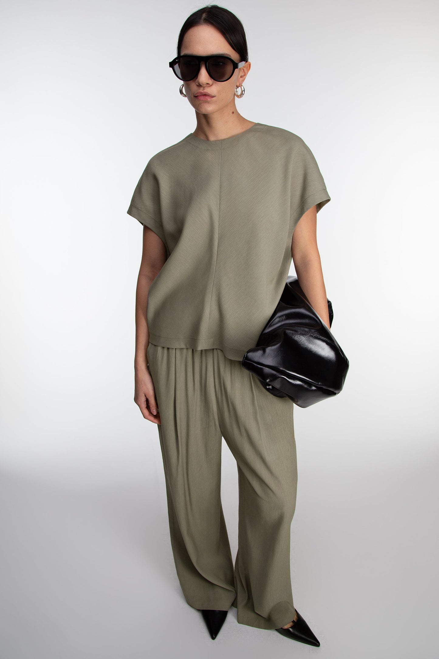 CRINKLED RAYON TOP