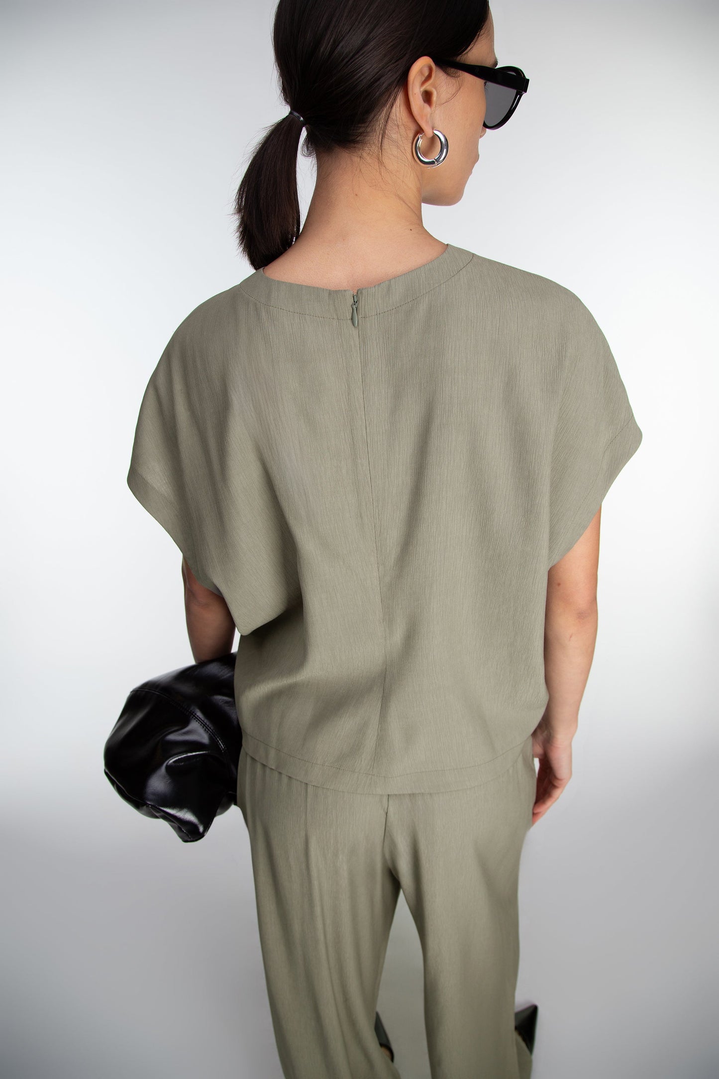 CRINKLED RAYON TOP