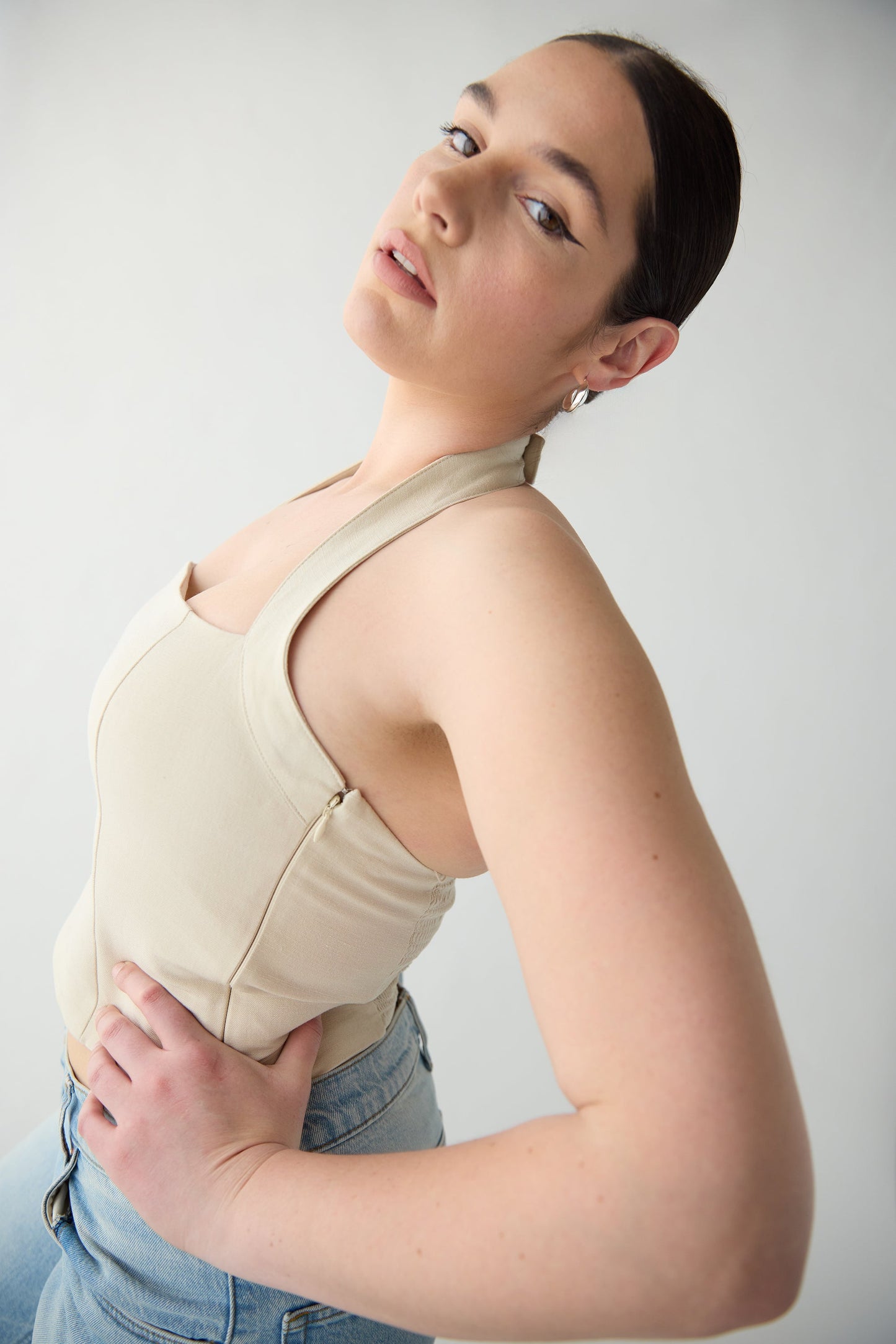 LINEN BLEND HALTER SQUARE NECK TOP