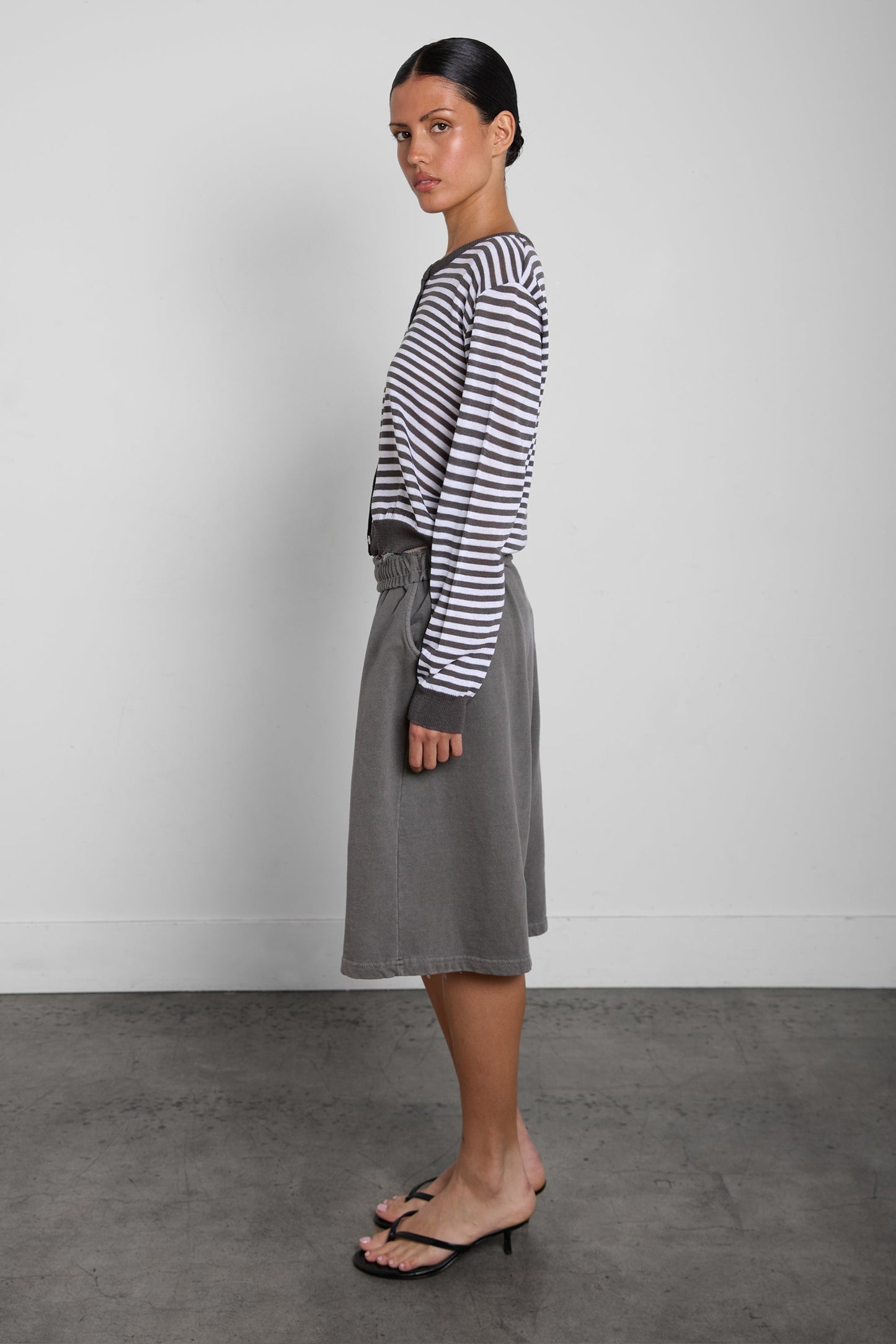 STRIPED ROUND NECK CARDIGAN