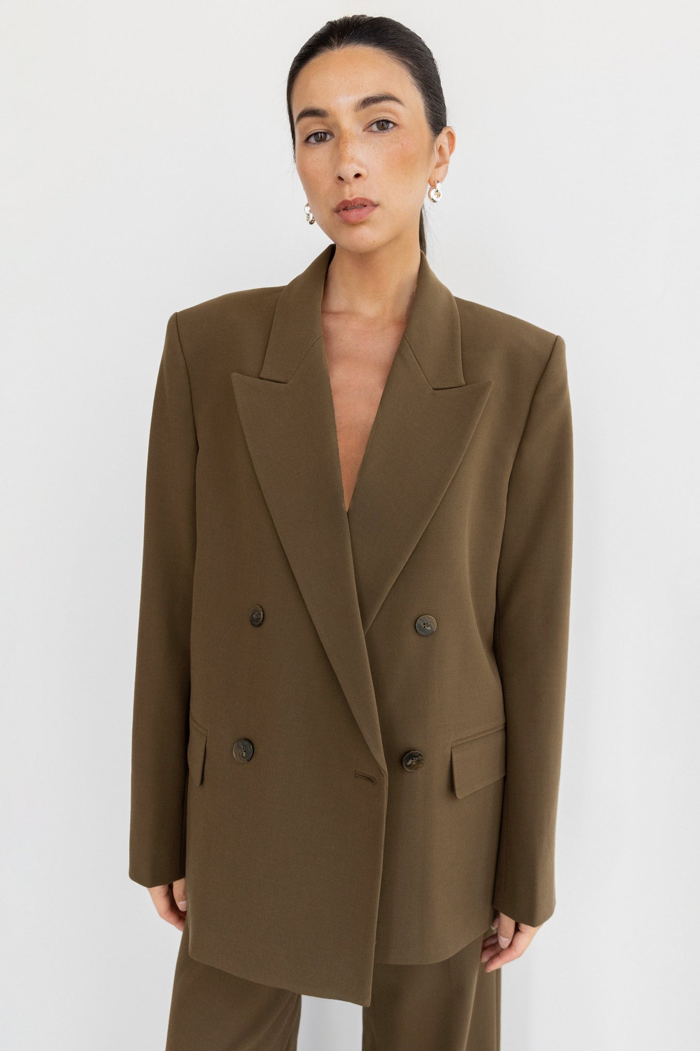 DOUBLE-BREASTED BLAZER