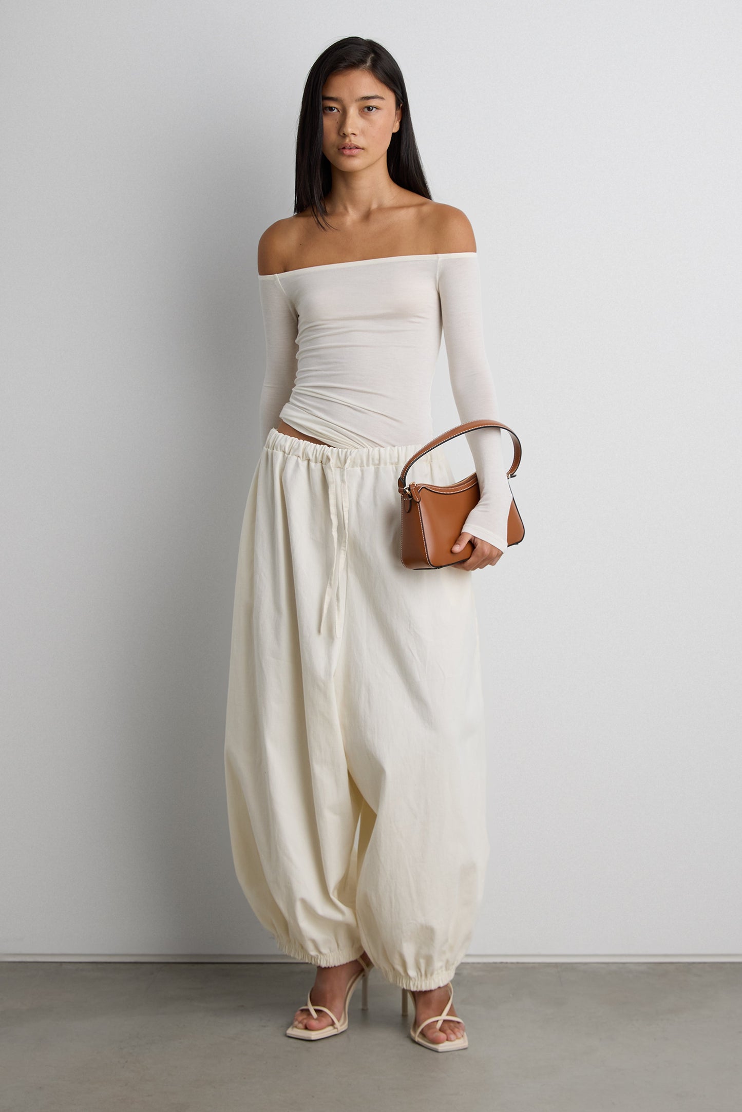 RELAXED BALLOON FIT COTTON PANTS