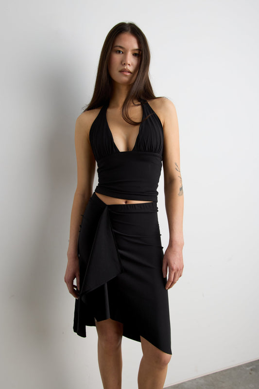 DEEP NECKLINE HALTER NECK TOP