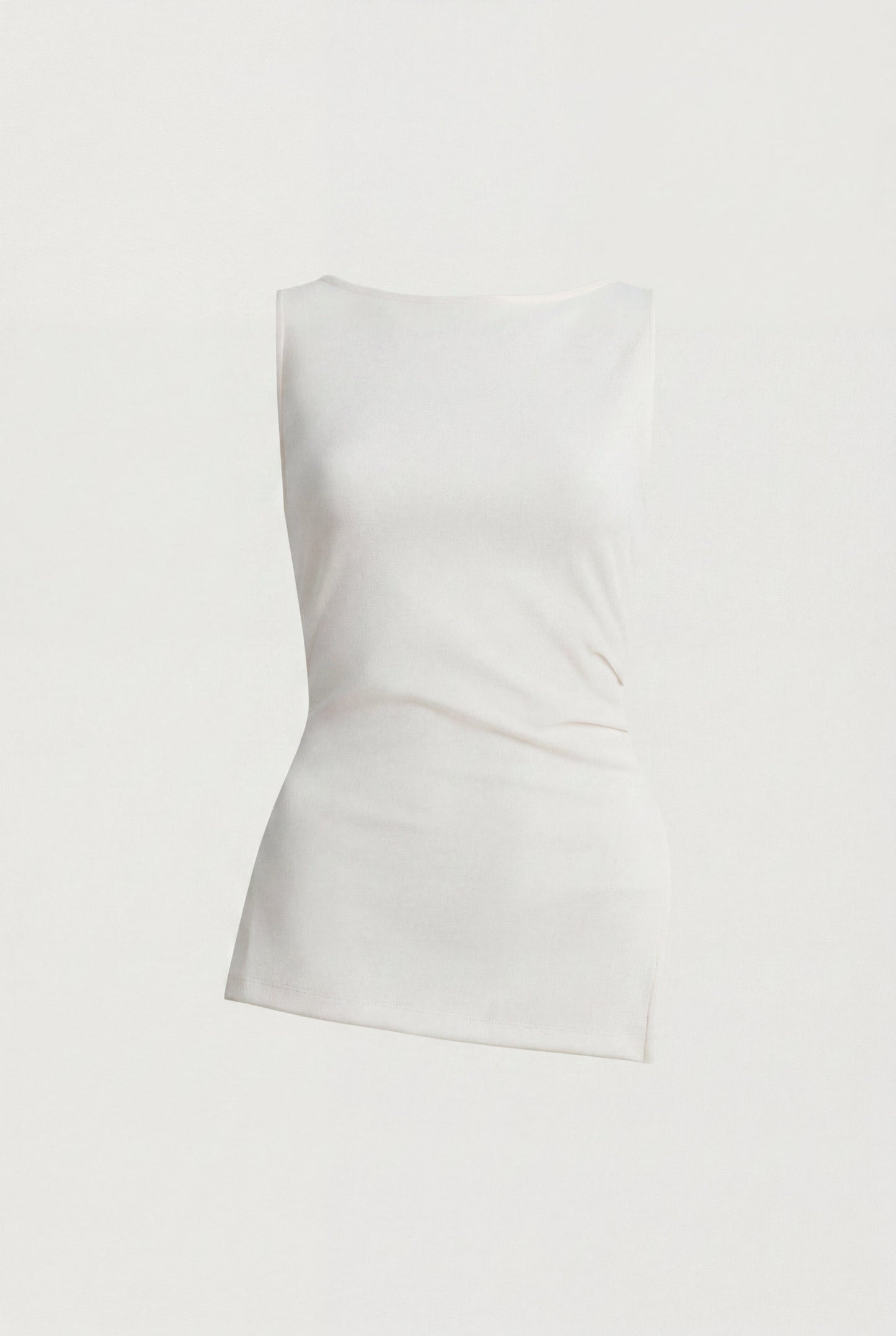 FITTED SLEEVELESS TOP WITH ASYMMETRICAL HEM