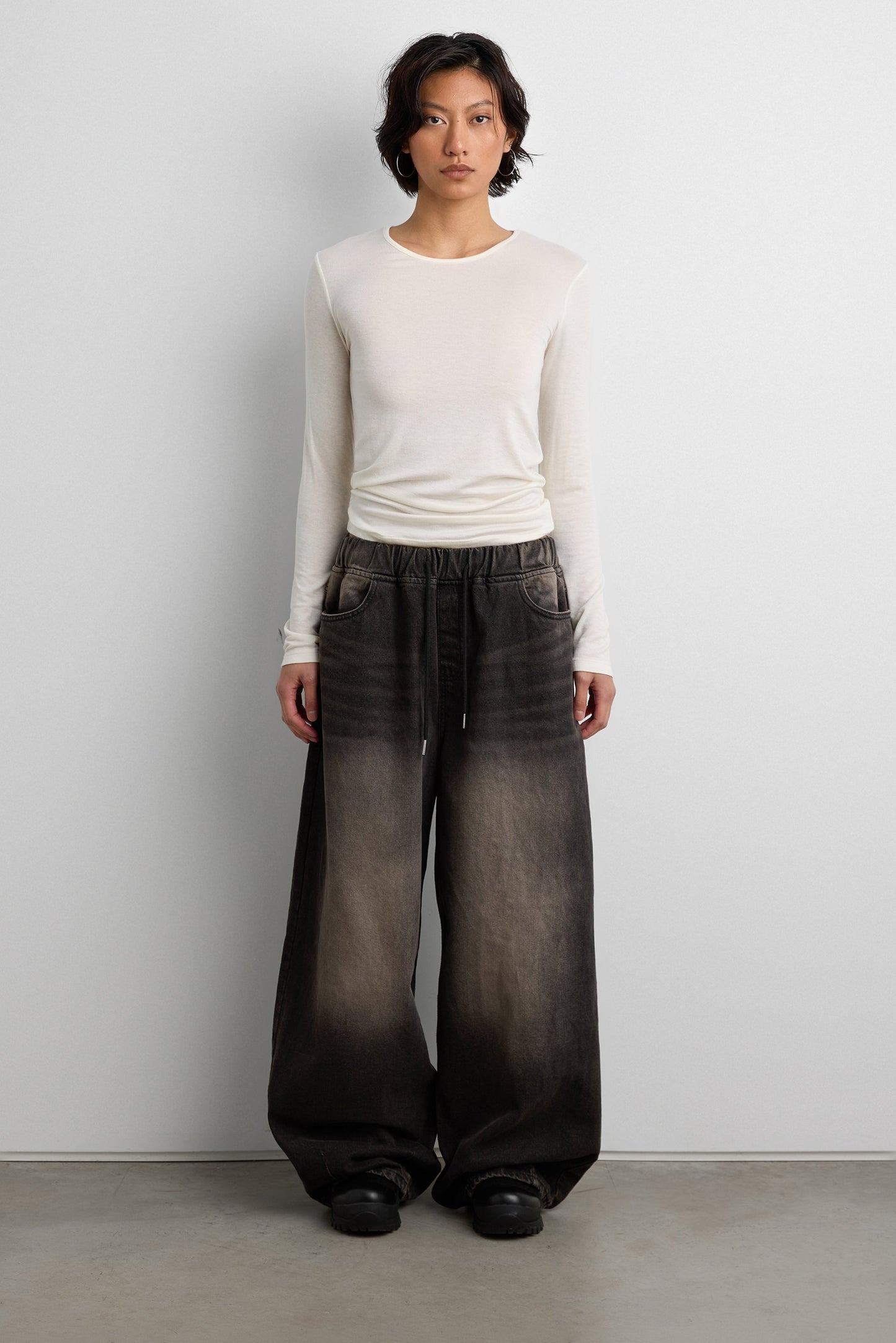 CLASSIC TENCEL LONG SLEEVE TOP