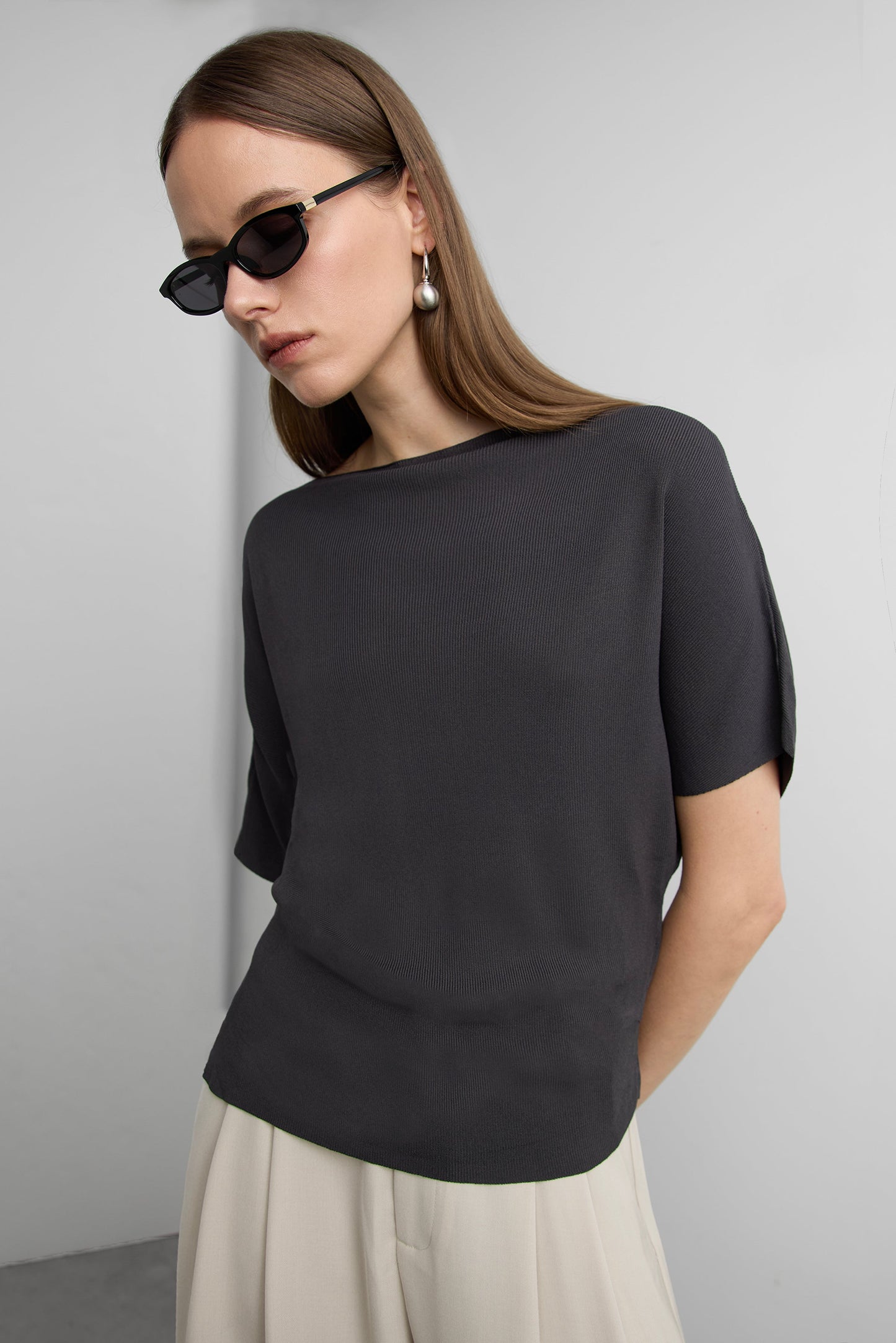 KNIT BOAT NECK SWEATER