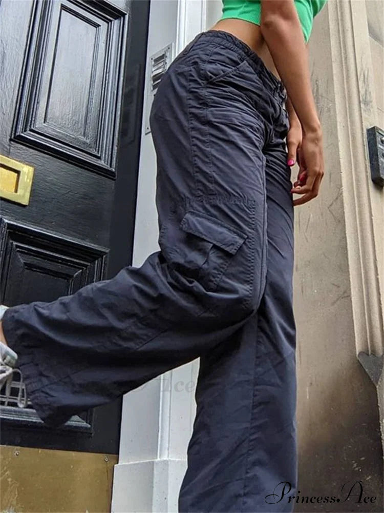 Low Waisted Y2K Grunge Baggy Jeans