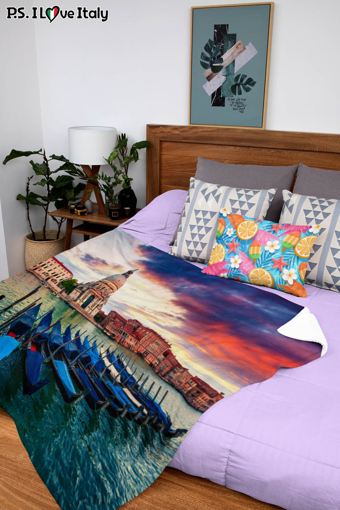 Venice Fleece Blanket
